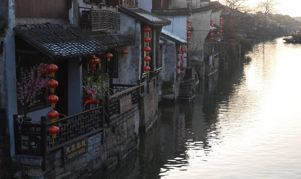 笑傲江湖中，任盈盈这个角色为何始终没人能演好？游戏画面